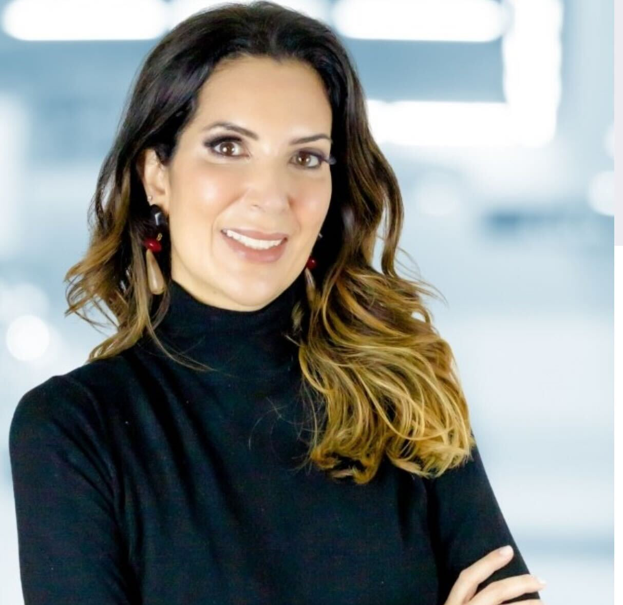 Dr CAMILA AZZINI